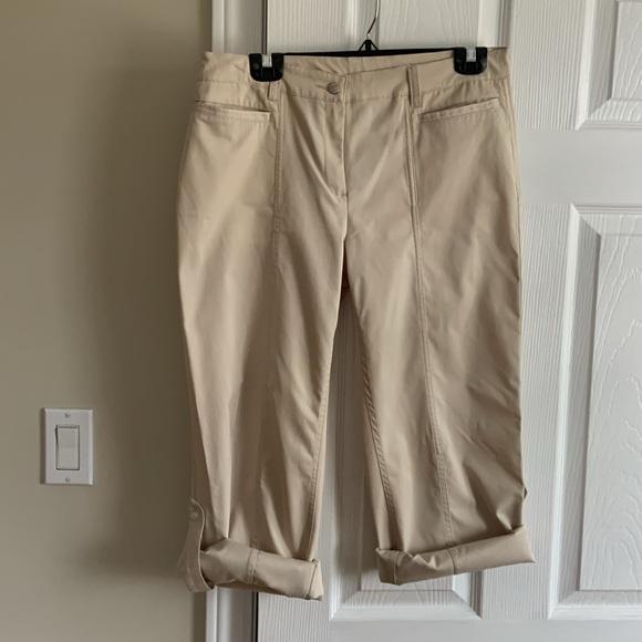Callaway Ladies golf pants. Convertible to Capri length. Worn once. Like new - Picture 6 of 6